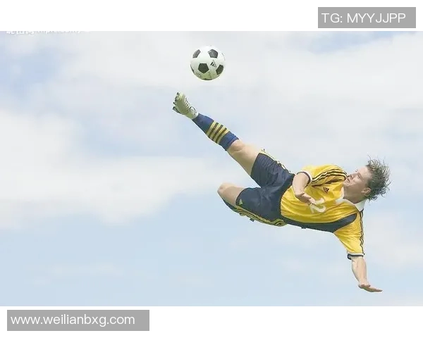 足球明星精彩瞬间转圈射门技艺展示引领球迷热潮